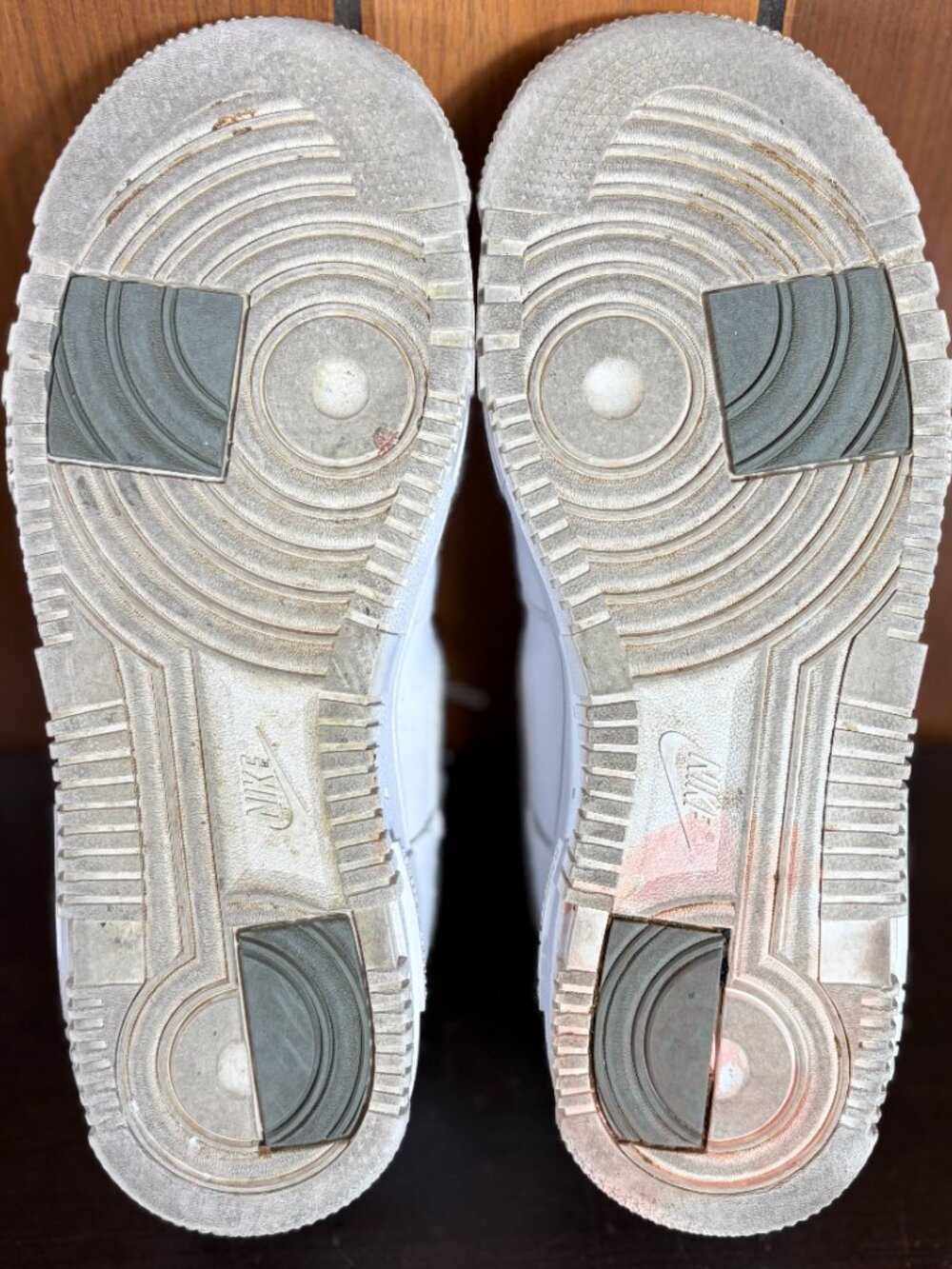 Size 8.5 - Nike Air Force 1 Low Pixel SE White Zebra Womens Sneakers GUC - Picture 8 of 10